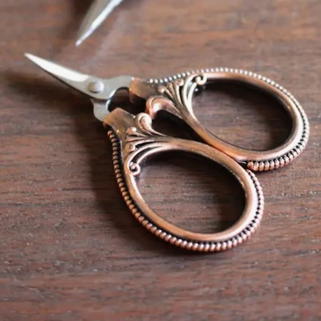 NNK Mini Embroidery Scissors - Paradise Fibers