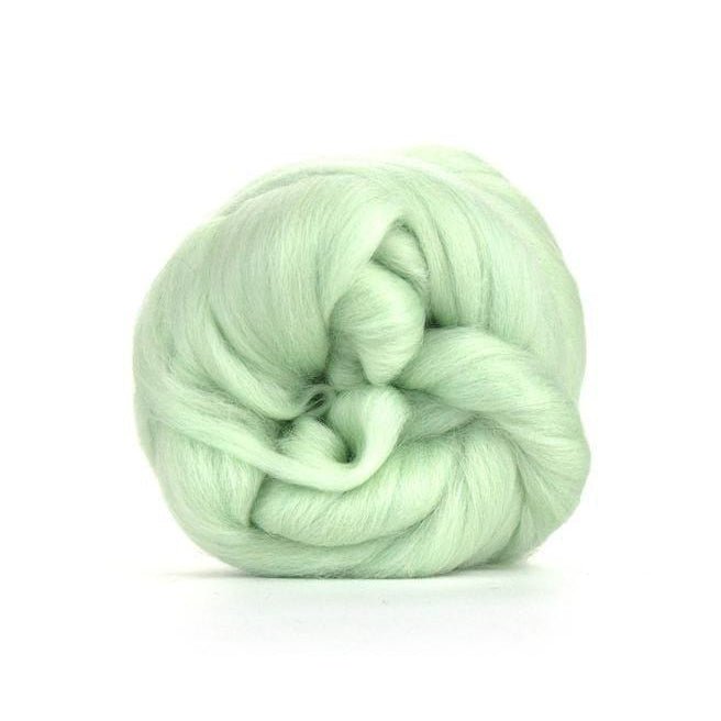 Paradise Fibers Solid Colored Merino Top - 311 Peppermint - 1oz - Paradise Fibers