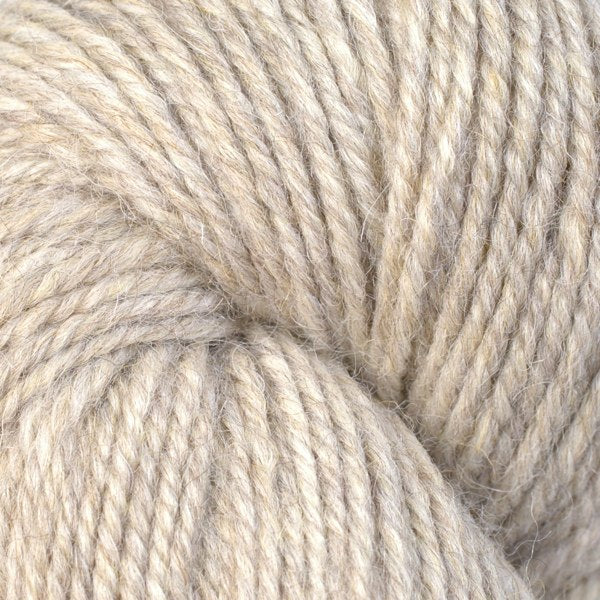 Barley 62189, an off-white skein of Ultra Alpaca Worsted.