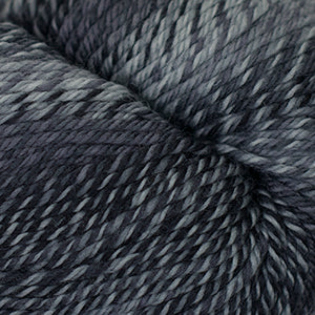 Cascade 220 Superwash Wave in Graphite - a tonal colorway in shades of grey