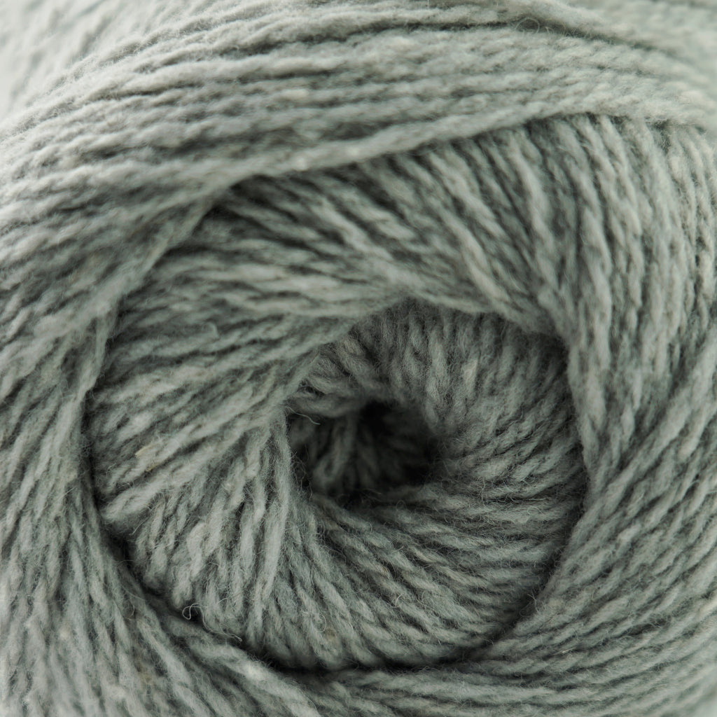 Cascade Aegean Tweed in Silver - a light grey tweed colorway
