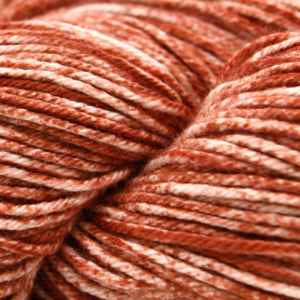 Cascade Nifty Cotton Effects 303 - a variegated orange and white colorway