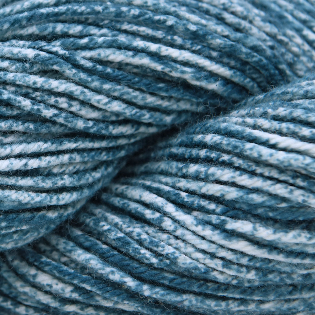Cascade Nifty Cotton Effects 311 - a variegated sea blue and white colorway