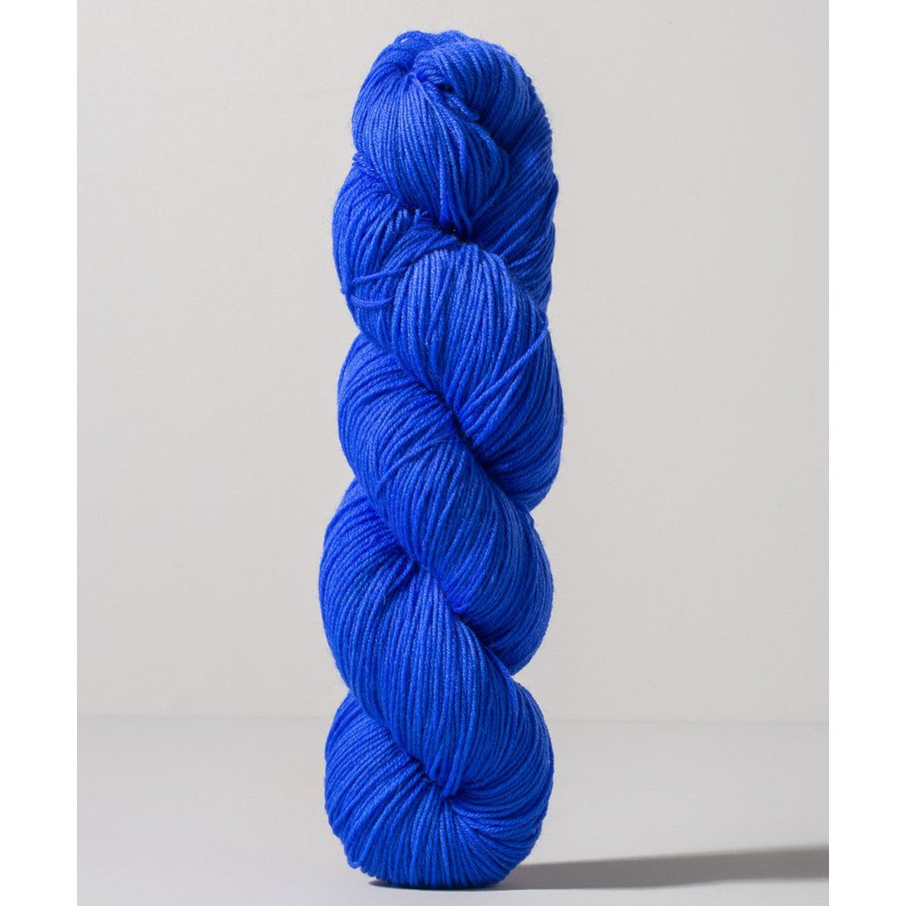 Gusto Wool Core Fingering 1015 - a vibrant blue colorway