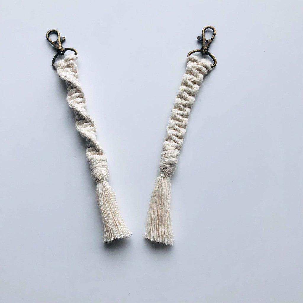 Roving Goddess Macramé Keychain Kit in natural - a white colorway