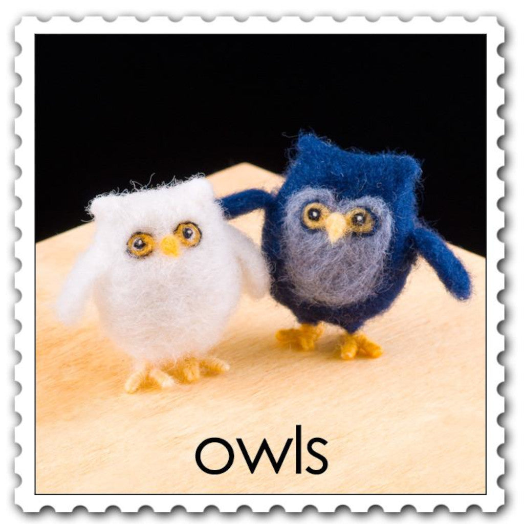 Woolpets owls needle felting kit - blue and white owls