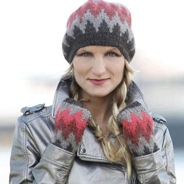 Peruvian Mood Hat & Mitts Pattern by Claudia Wersing-Patterns-