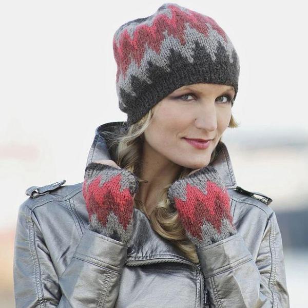 Peruvian Mood Hat & Mitts Pattern by Claudia Wersing-Patterns-