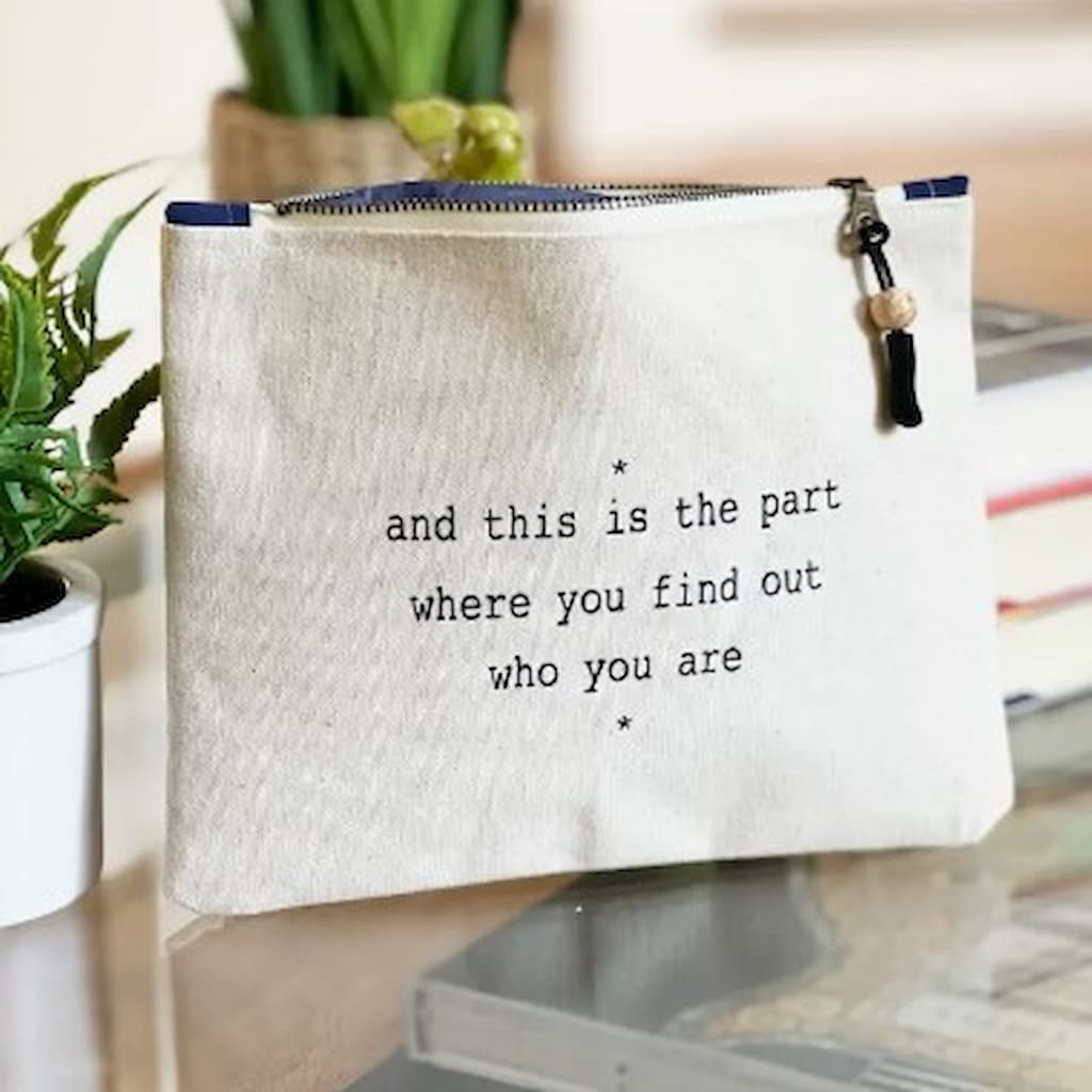 Pretty Clever Words Canvas Zippered Bag - Paradise Fibers