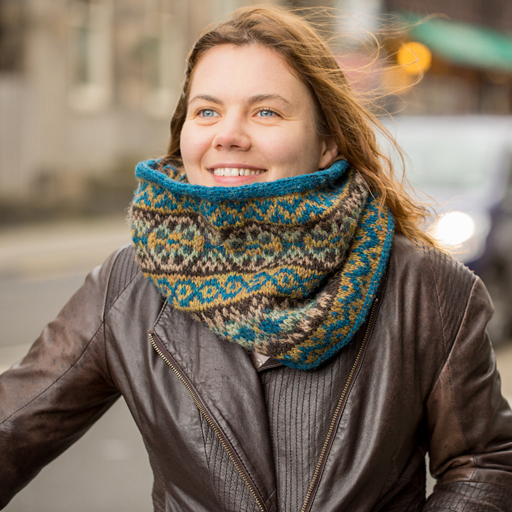 Pyukkleen Cowl Pattern by Ysolda Teague-Patterns-