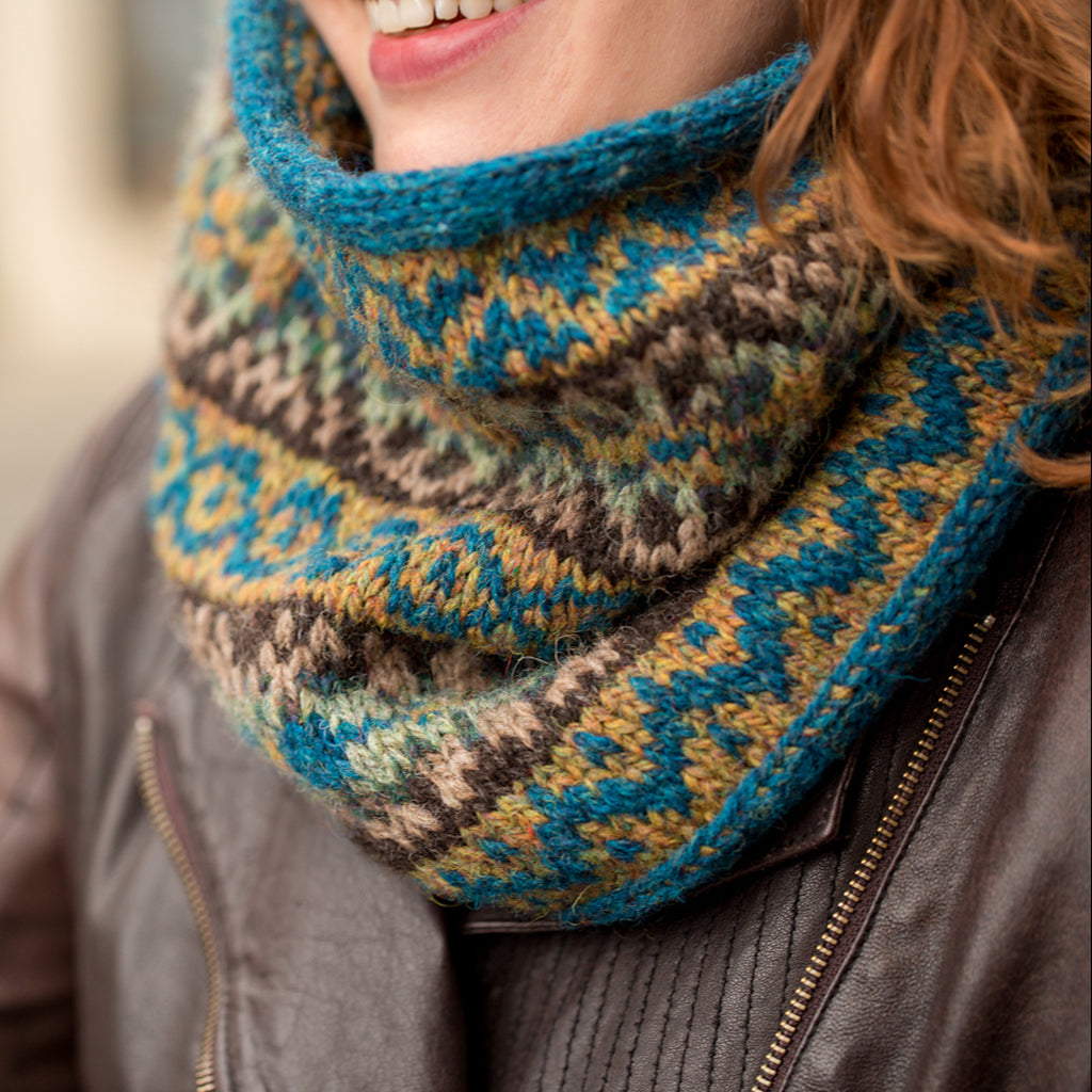 Pyukkleen Cowl Kit in Shetland Heather-Kits-Scenic Shetland-