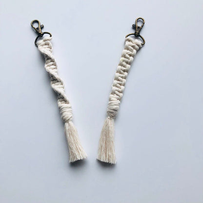 Roving Goddess DIY Macramé Keychain Kit - Paradise Fibers