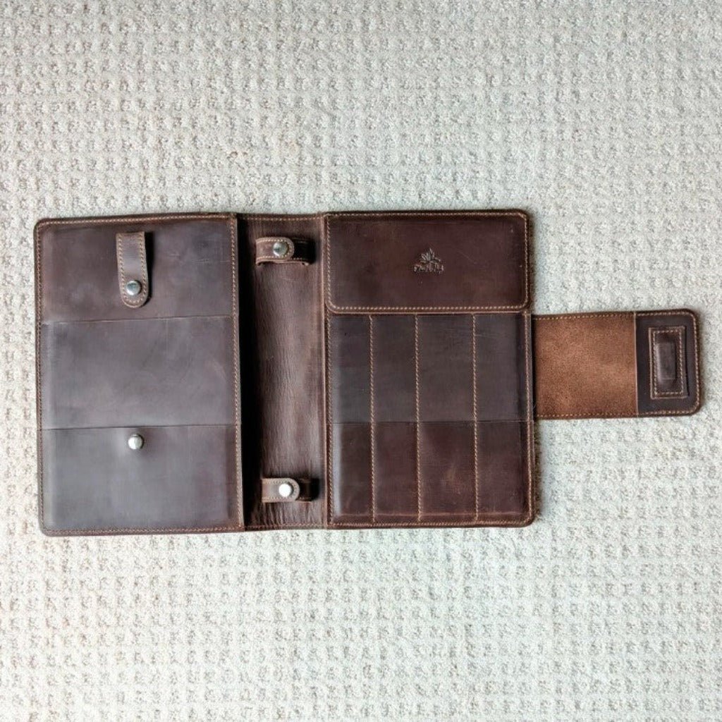 Thread and Maple Needle Binder - Paradise Fibers