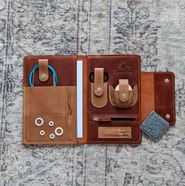 Thread and Maple Notions Clutch Bundle - Paradise Fibers