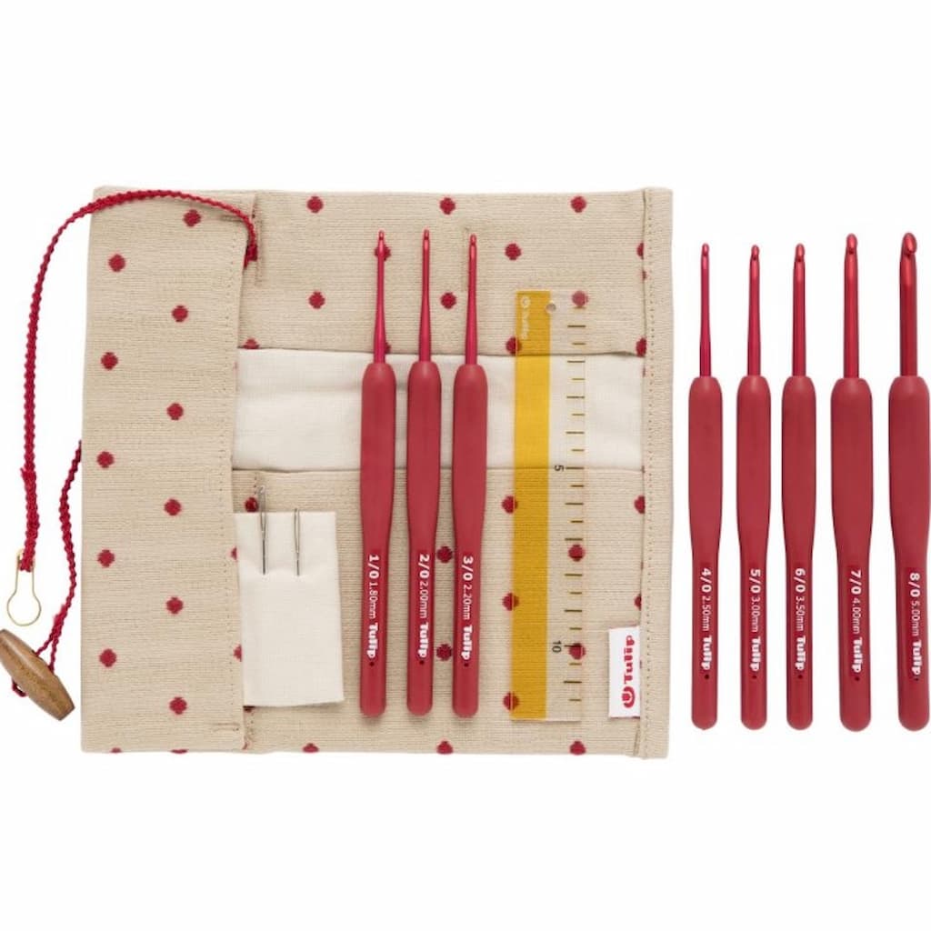 Etimo Red Crochet Hook with Cushion Grip Set