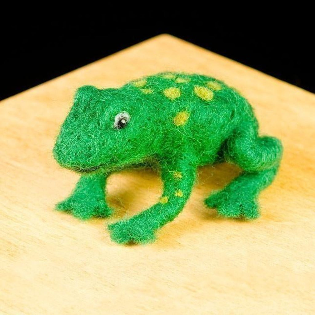 Woolpets frog needle felting kit - a bright green frog with yellow spots